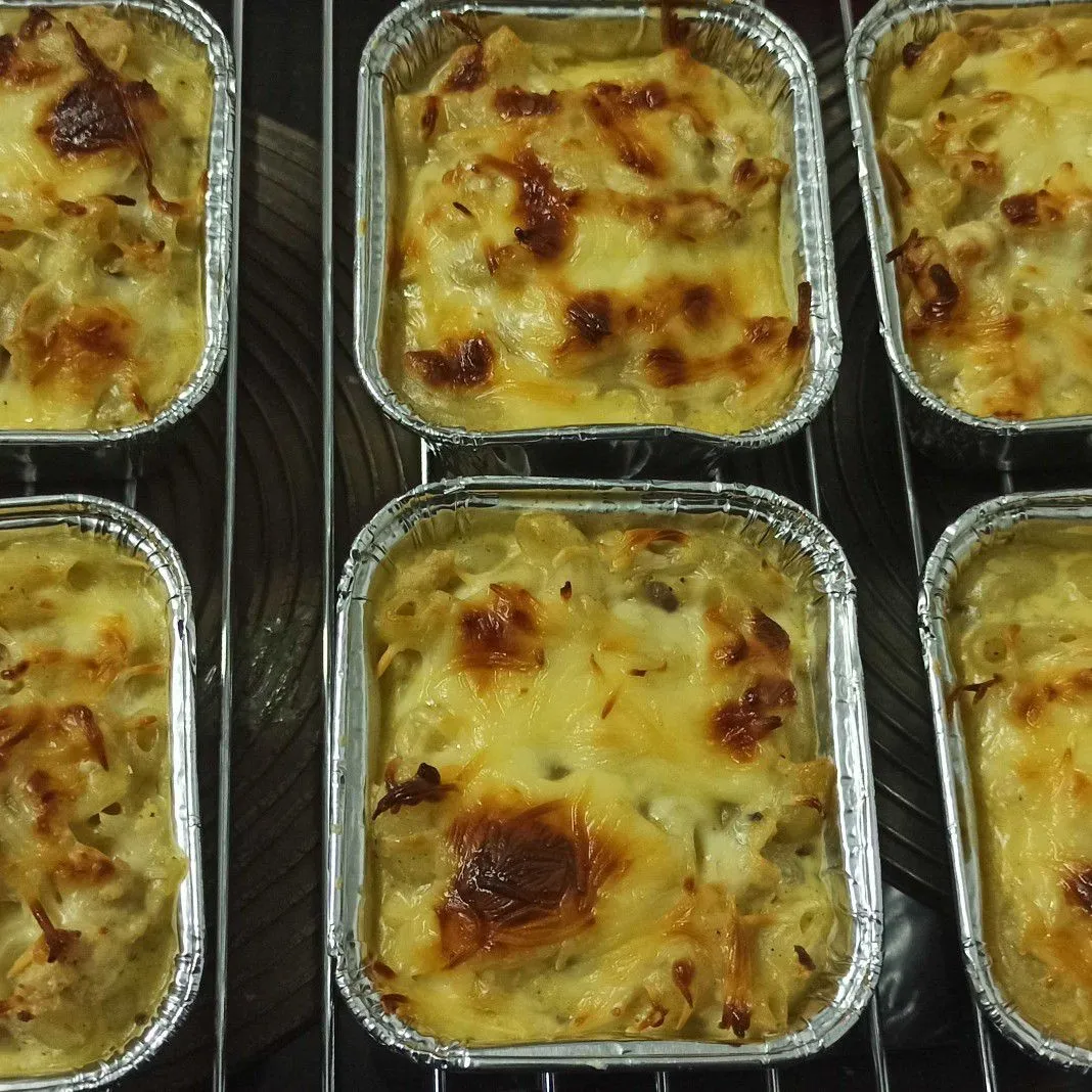 Macaroni Schotel Ayam Jamur