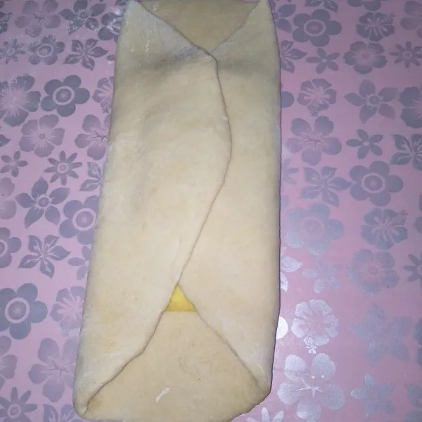 Lipat sisi kanan dan kiri kemudian gilas lipat kembali hingga double flak gilas kembali sampai single flak.