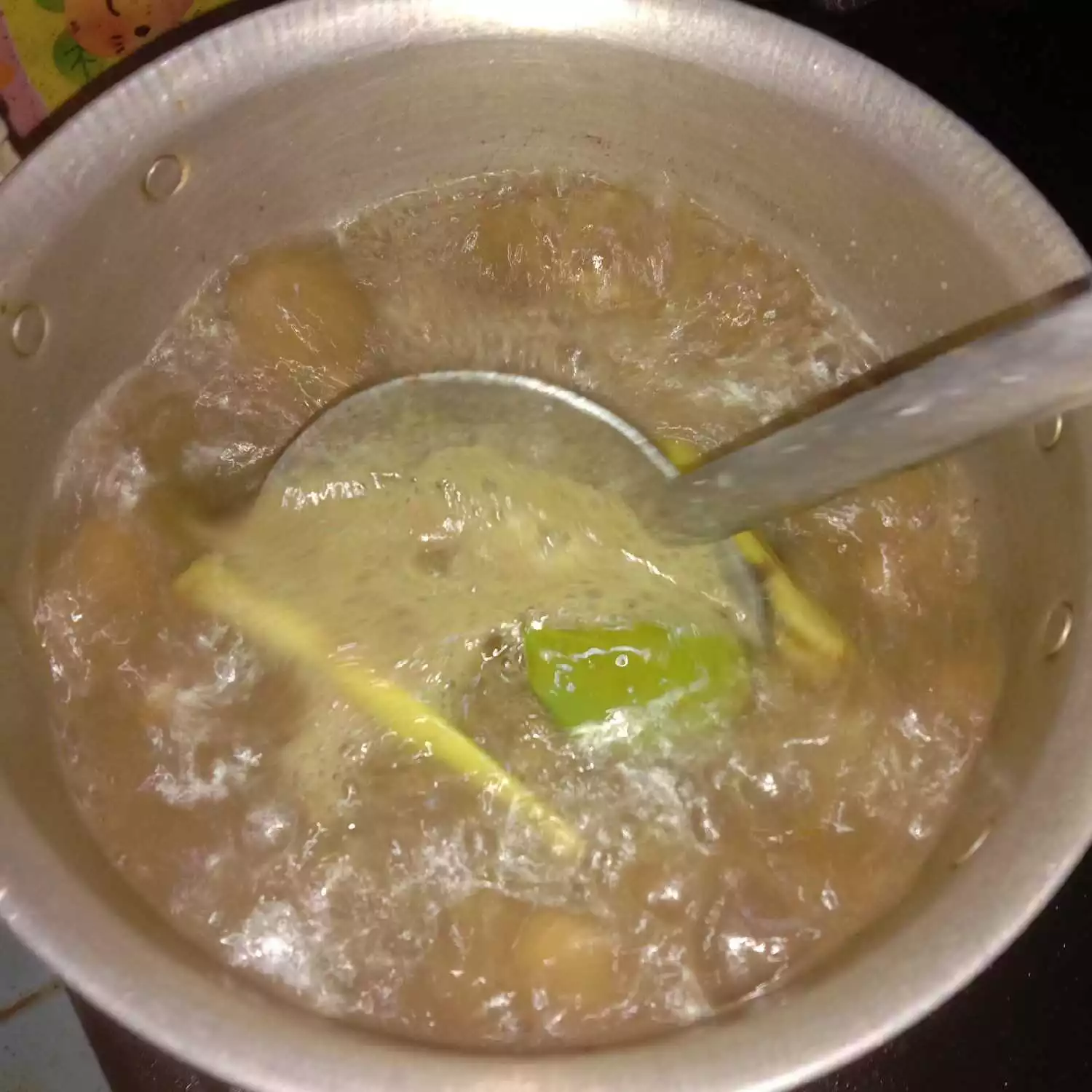 Step 5 Rawon ayam sederhana