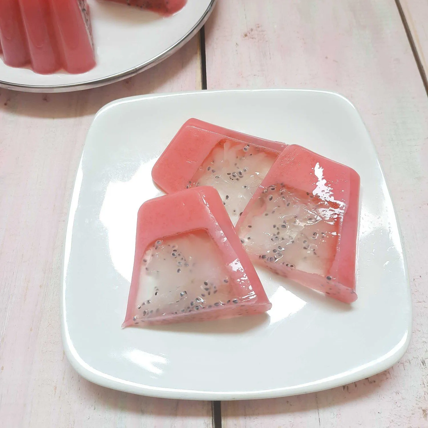 Puding Strawberry Inner Jelly #JagoMasakMinggu3Periode3