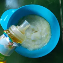 Beri tambahan evoo/ekstrak zaitun saat akan disajikan.