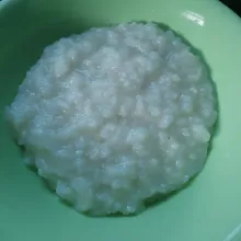 Siapkan bubur nasinya.
