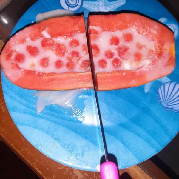 kemudian potong2 puding pepaya.