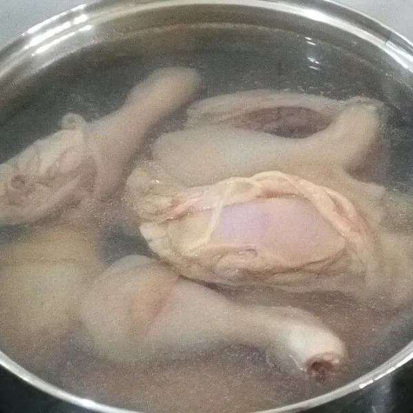 Rebus ayam sampai matang