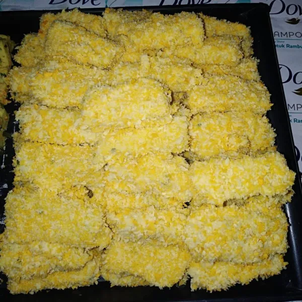 Setelah semuanya selesai, nugget bisa langsung di goreng atau di simpan dalam freezer.