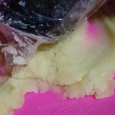 Step 2 Pompom Veggie Potato #JagoMasakMinggu3Periode3