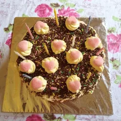 Cake Ultah Simpel