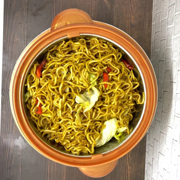 Mie goreng Hokkian siap dihidangkan.