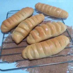 Roti Isi Pisang Coklat