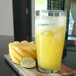 Jus Nanas Jeruk Nipis