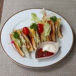 Club Sandwich Cheese Egg #JagoMasakMinggu4Periode3
