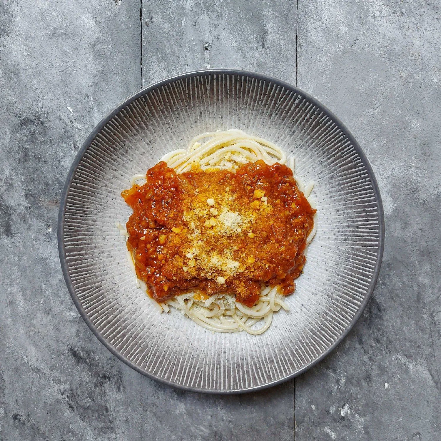 Spaghetti Bolognese Parmesan