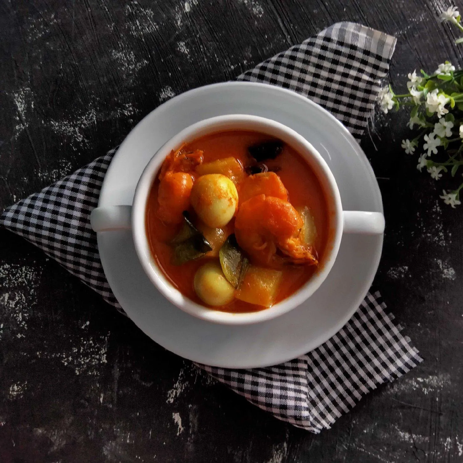 Gulai Udang Telur Puyuh dan Kentang