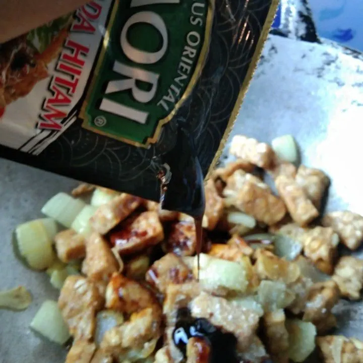 Step 4 Tempe Black Pepper Sauce
