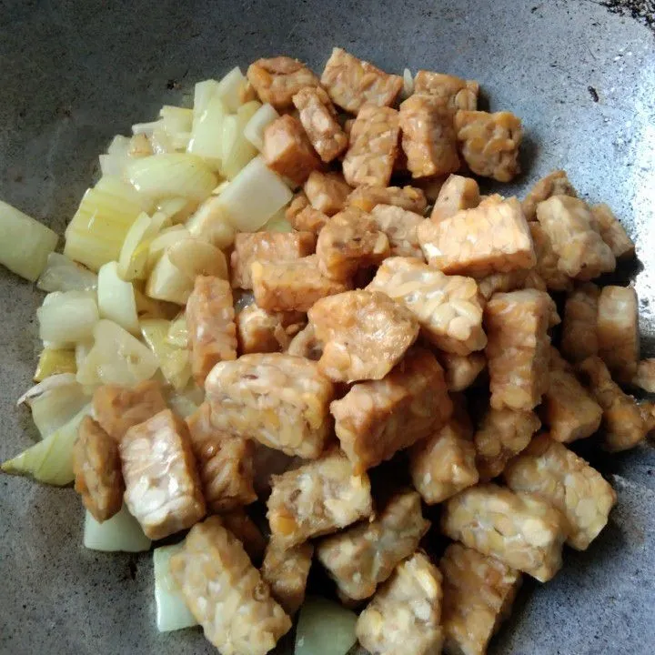 Step 3 Tempe Black Pepper Sauce