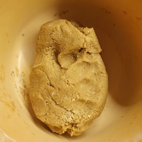 Setelah tercampur, tutup dan simpan di dalam kulkas selama 30 menit.  Atau boleh langsung digunakan.