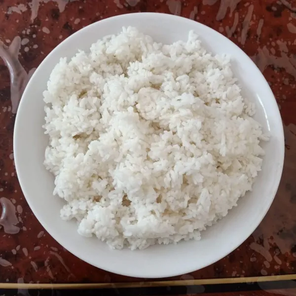 Siapkan nasi dingin