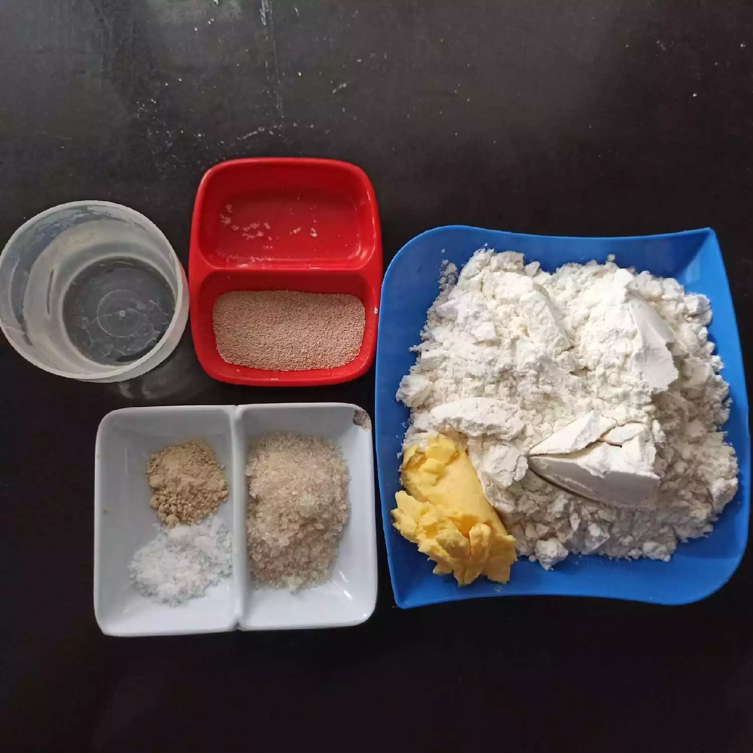 Step 1 Pizza Rendang Ayam