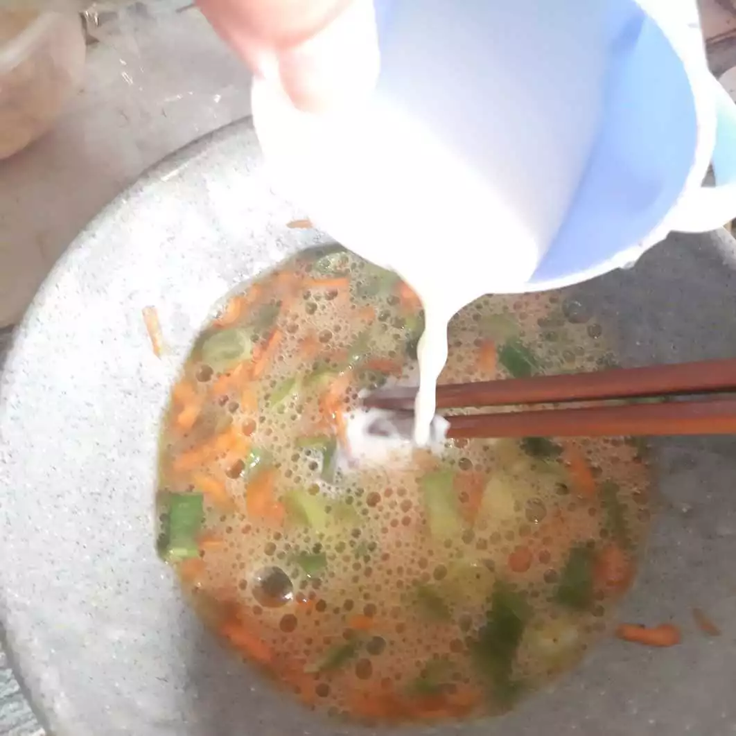Step 1 Roti Jhon Red Cheddar