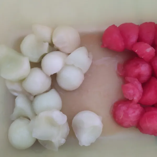 Siapkan pula melon, pepaya.