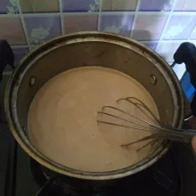 Campur semua bahan kuah santan, masak sampai mendidih. Angkat. dinginkan