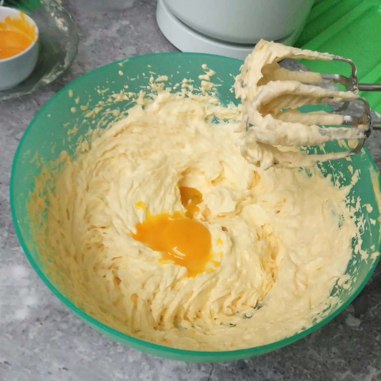 Step 3 Cake Tape Keju