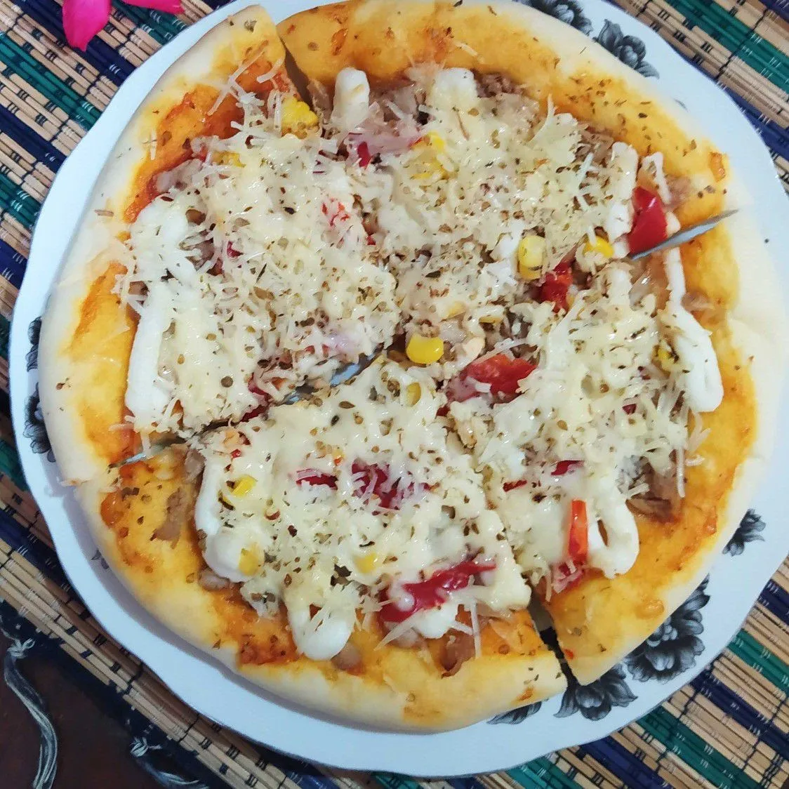 Pizza Tuna Mayo