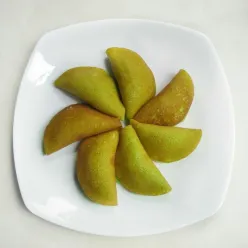 Martabak Manis Pandan Lipat