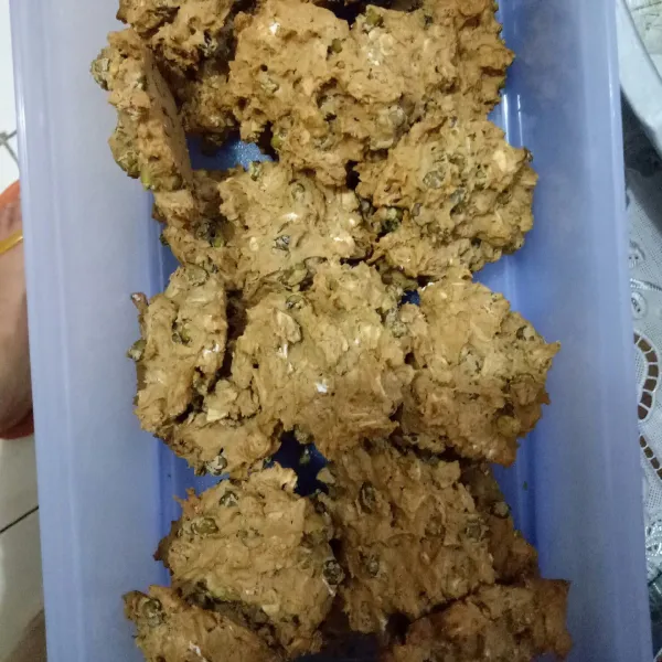 Dinginkan lalu simpan dalam wadah kedap udara.