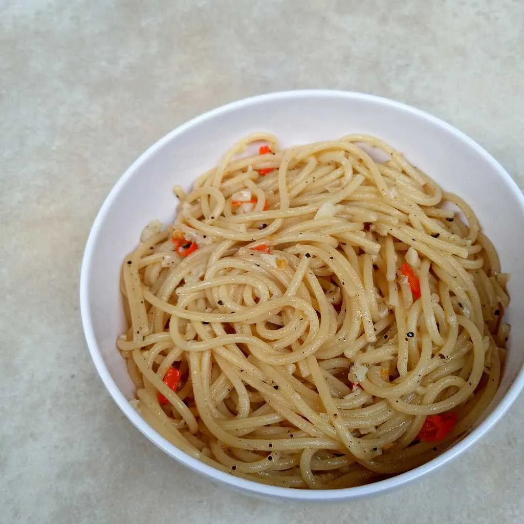 Aglio Olio e Peperoncino Spaghetti