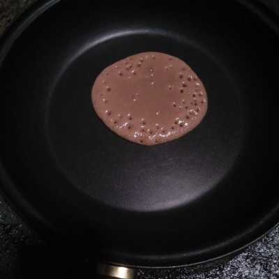 Step 3 Pancake Cokelat Bersarang