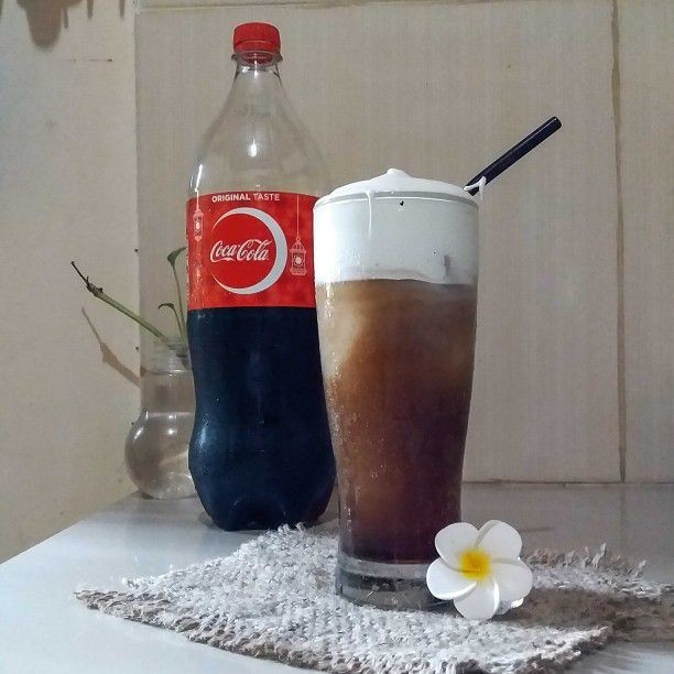 resep-coca-cola-float-sederhana-enak-chef-tine-wahyudi