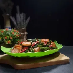 Oseng Pedas Bakso Kacang Panjang