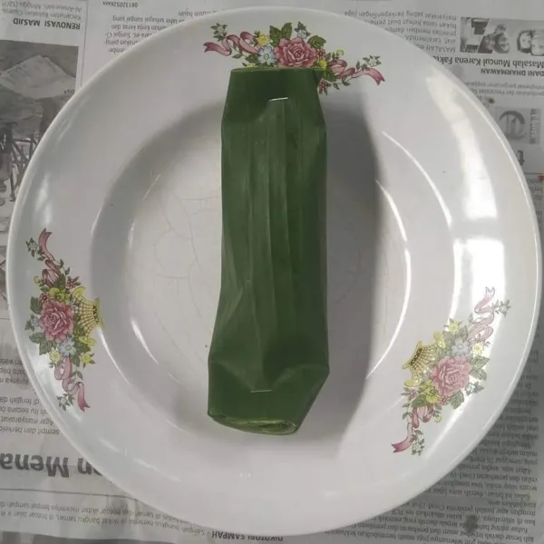 Gulung, semat dengan hekter, gunting kedua ujungnya