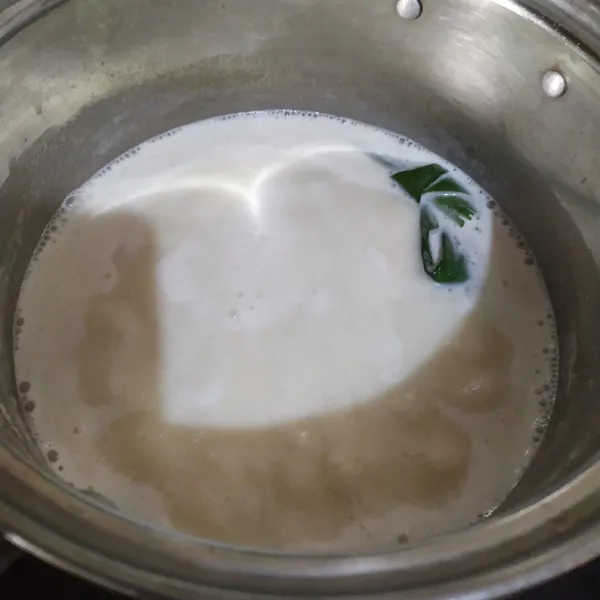 Setelah mendidih, matikan api, biarkan dingin