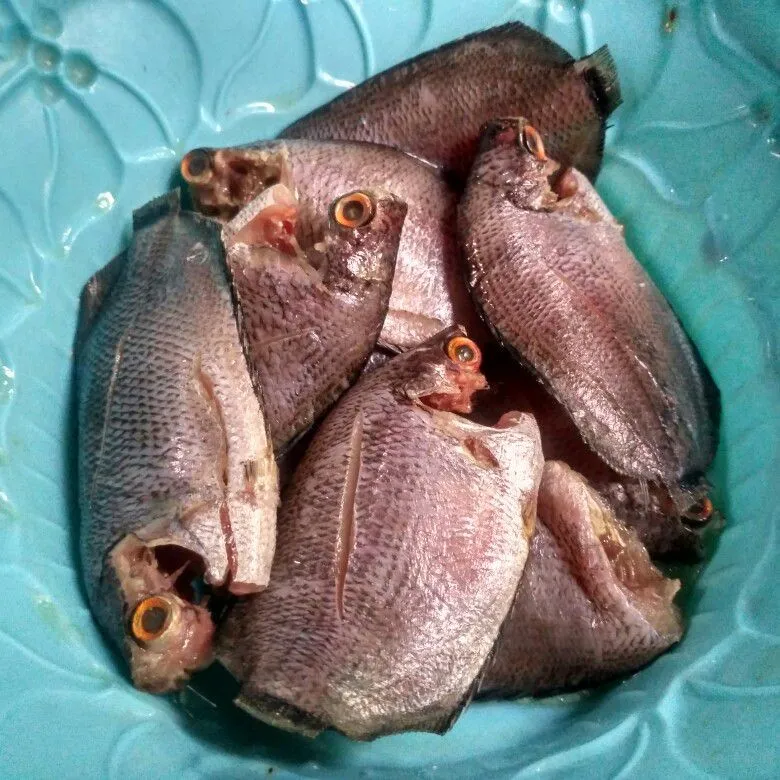 Step 1 Iwak Biawan Bumbu Batu'up
