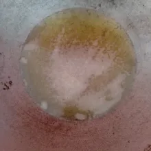 Kemudian panaskan minyak goreng.