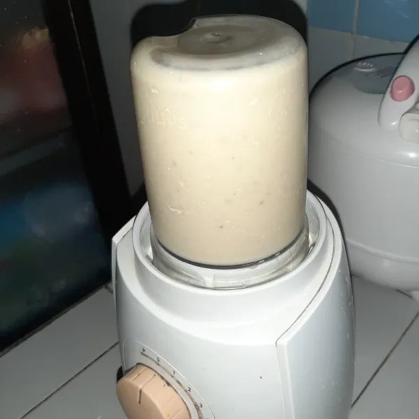 Blender semua hingga halus.