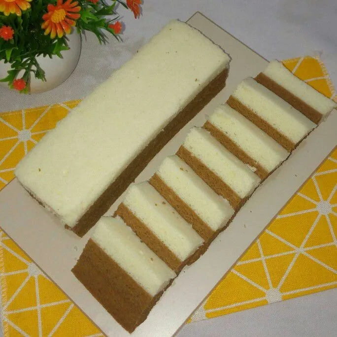 Bolu Kukus Putih Telur