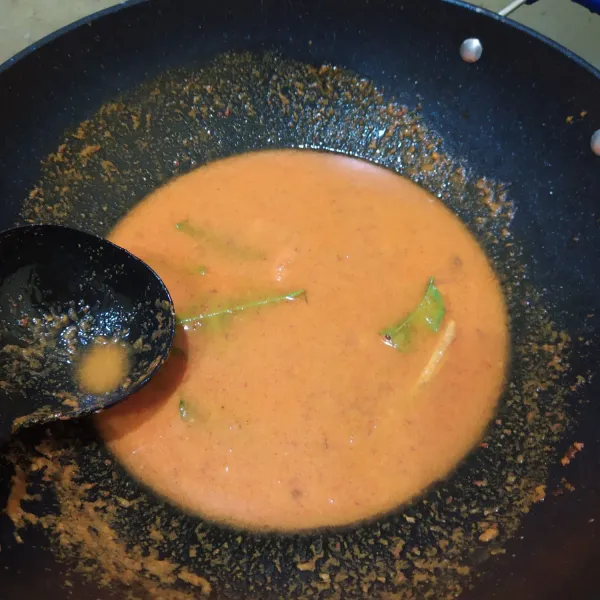 Tambahkan air secukupnya.