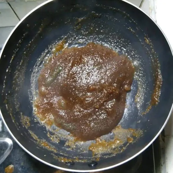 Angkat dan sisihkan.