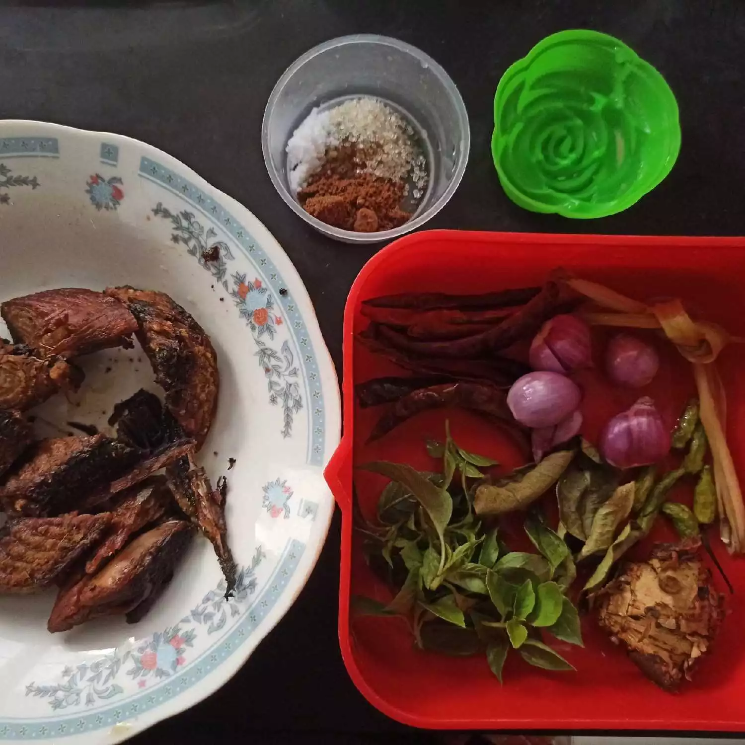 Step 1 Cakalang Fufu Pedas