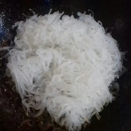 Masukkan bihun