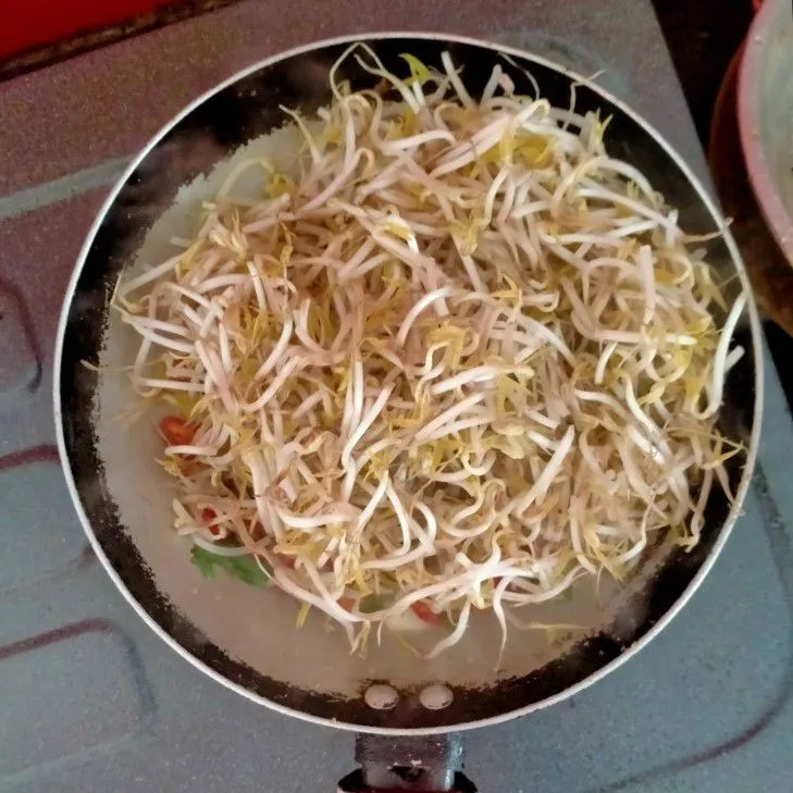 Step 5 Tumis Kecambah
