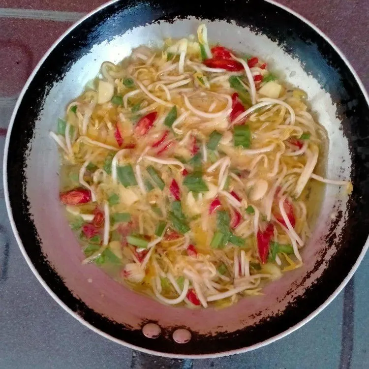Step 5 Omlet Kecambah