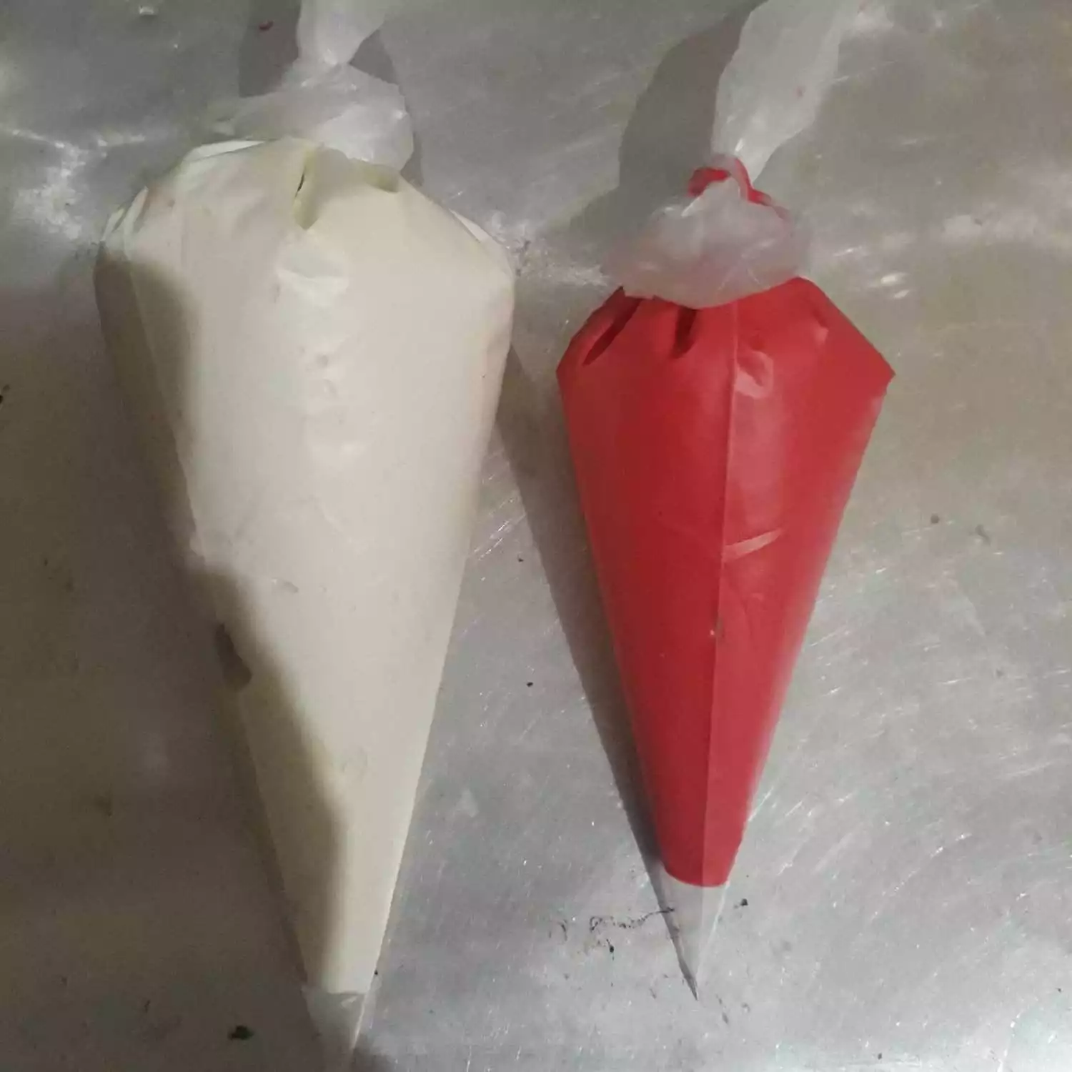 Step 3 Bolu Kukus Merah Putih