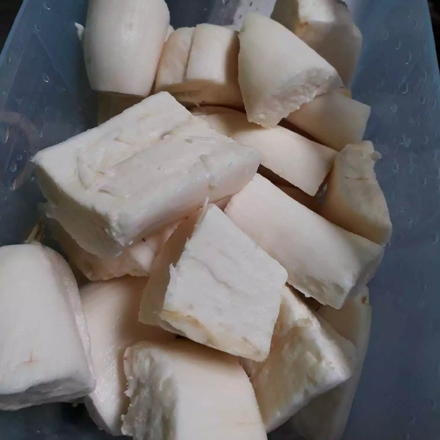 Step 1 Sawut Singkong Merah Putih