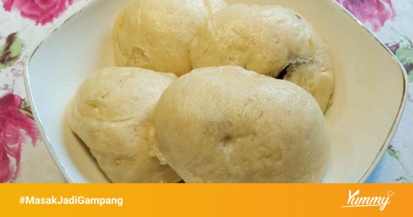 Sinthia Tan memasak bakpao isi ayam kecap