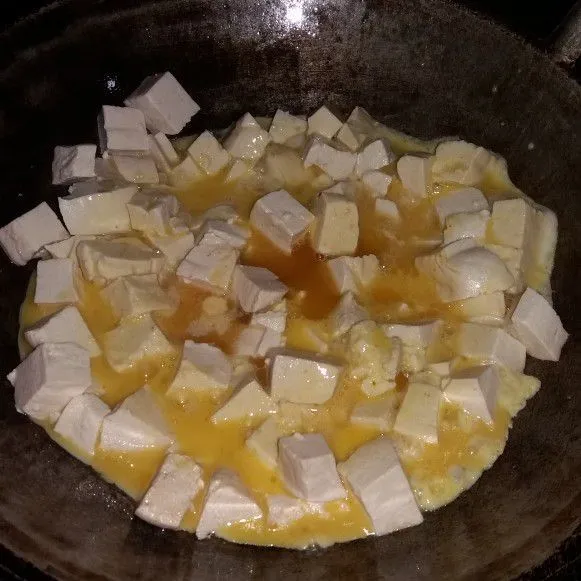 Step 3 Masak Tahu Telur