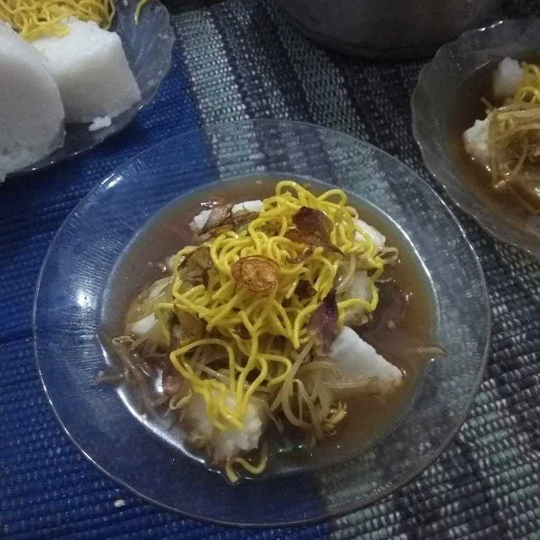 Lontong Mie